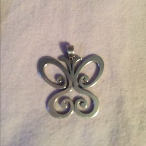 James Avery Pendant *** Retired